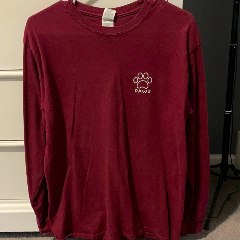 Long sleeve pawz shirt
